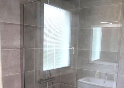 Appartement Antibes-Salle de bain moderne-douche